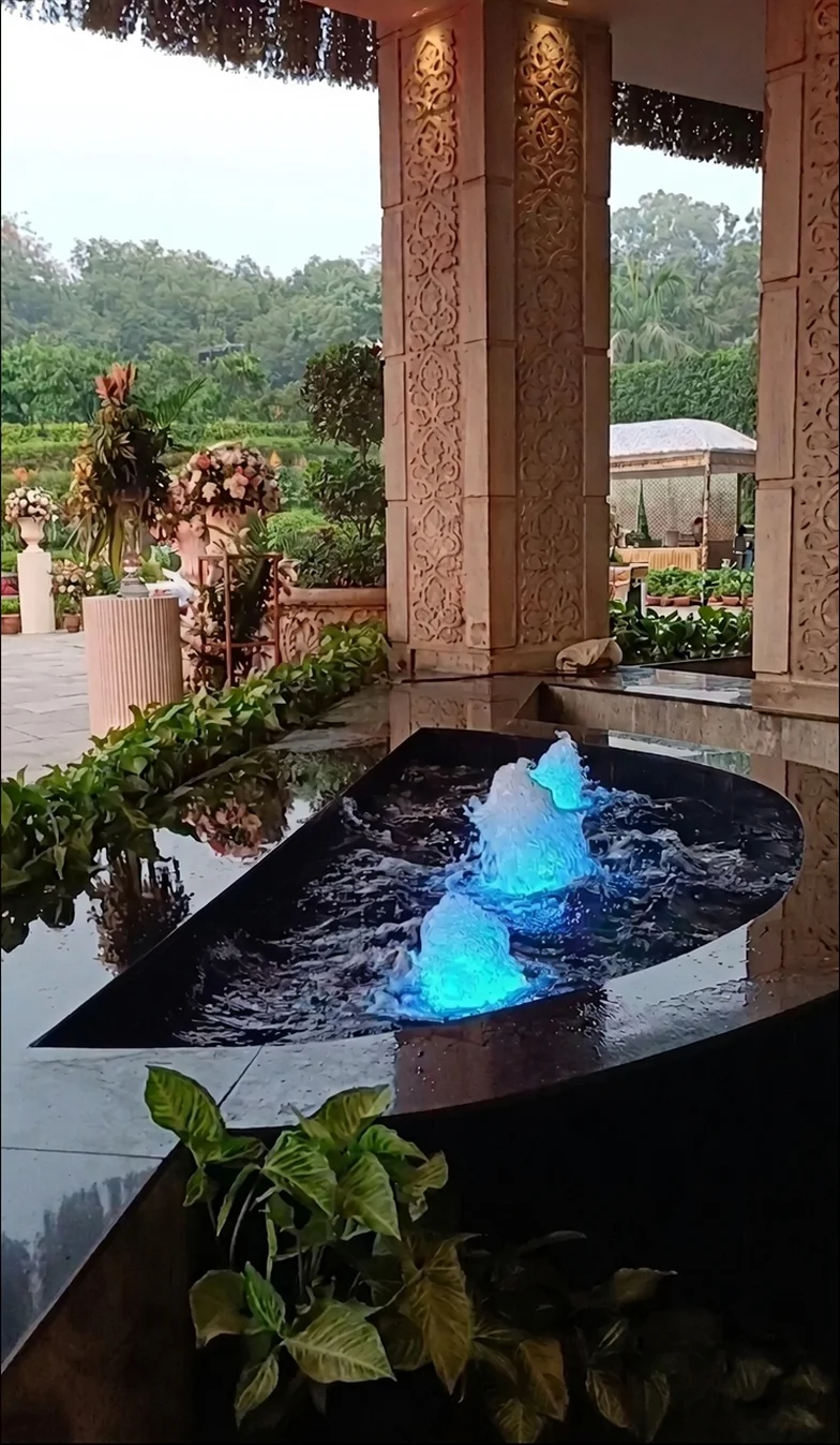 Hotel entrance fountain at Taj Palace Hotel, New Delhi by SS Aqua