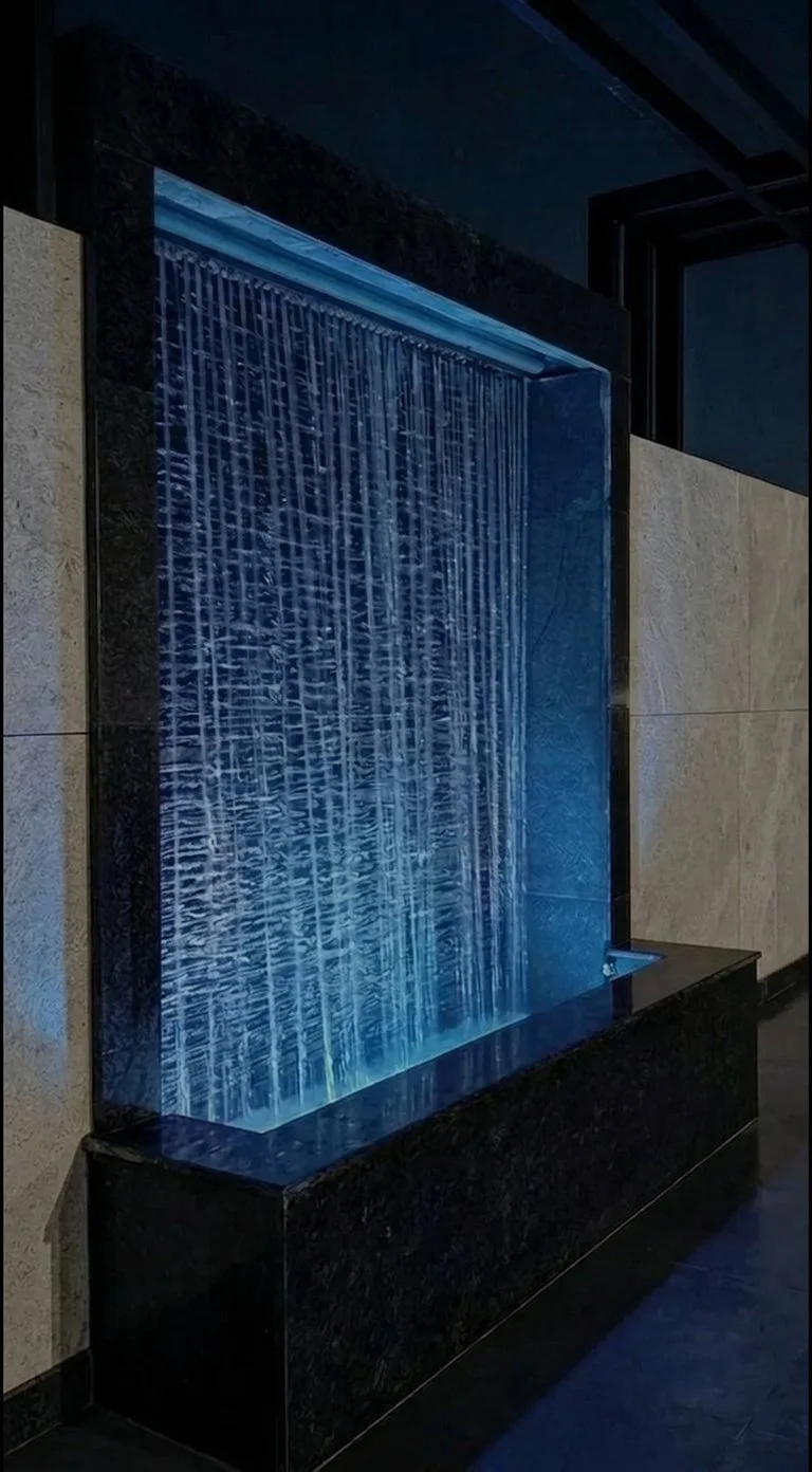 Indoor rain curtain water wall with black granite — Delhi NCR