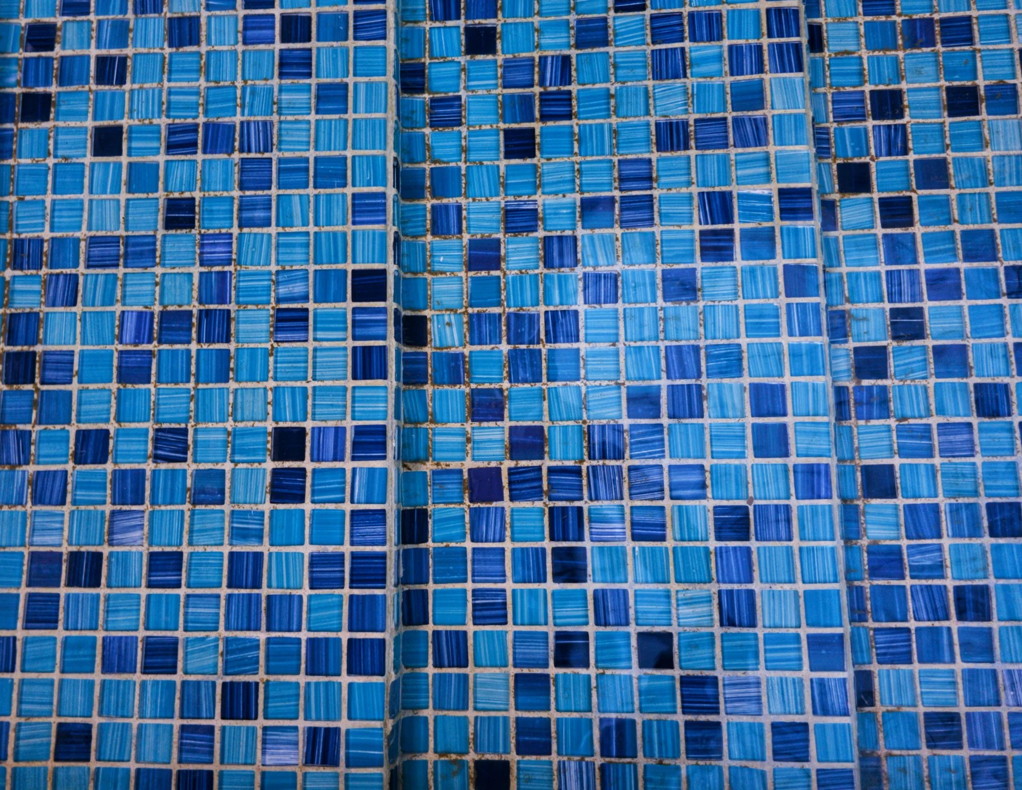 Pool mosaic tiles — browse 16 colours and preview on a real pool